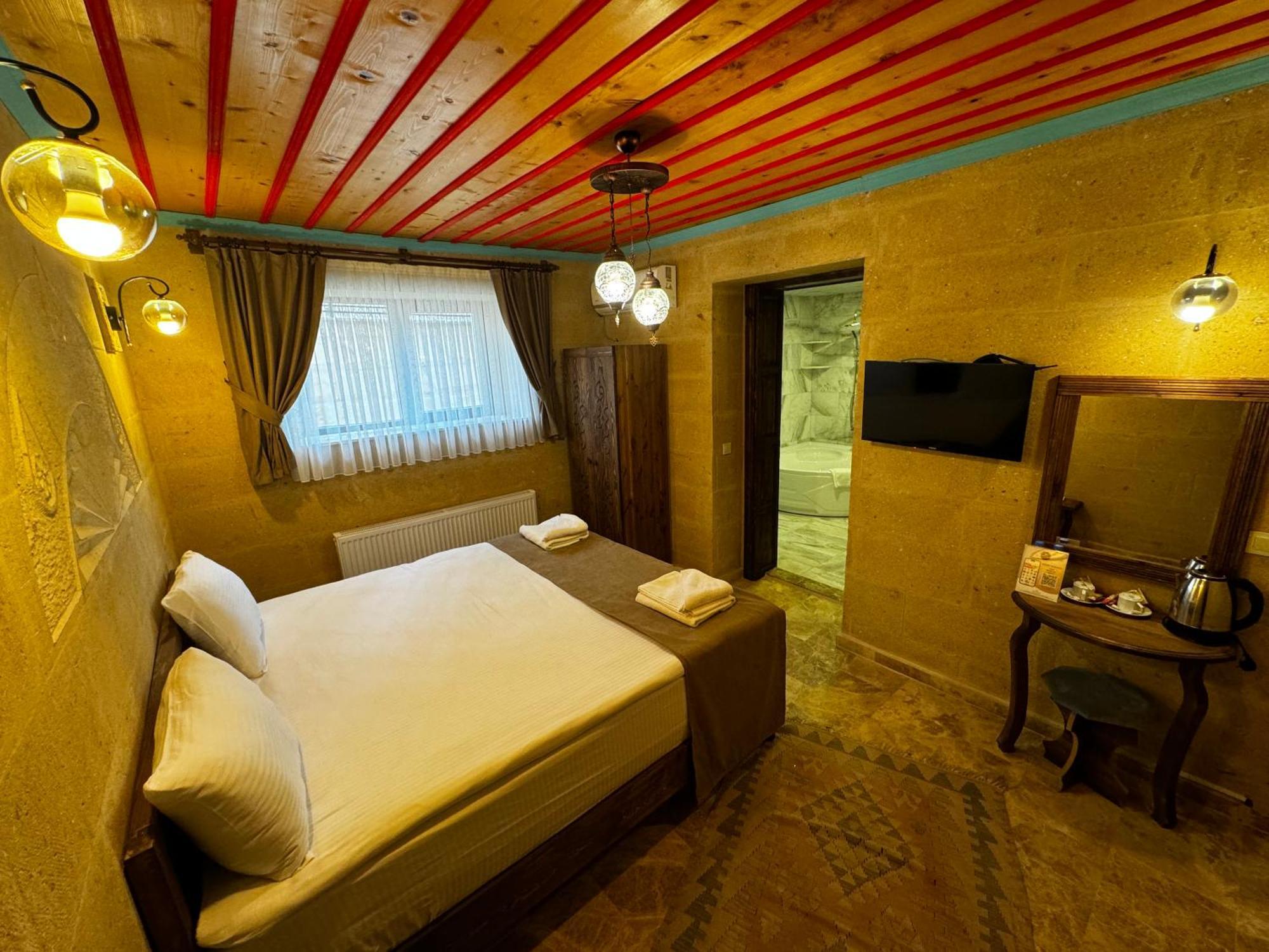 Hotel Rustic Caves Göreme Exterior foto